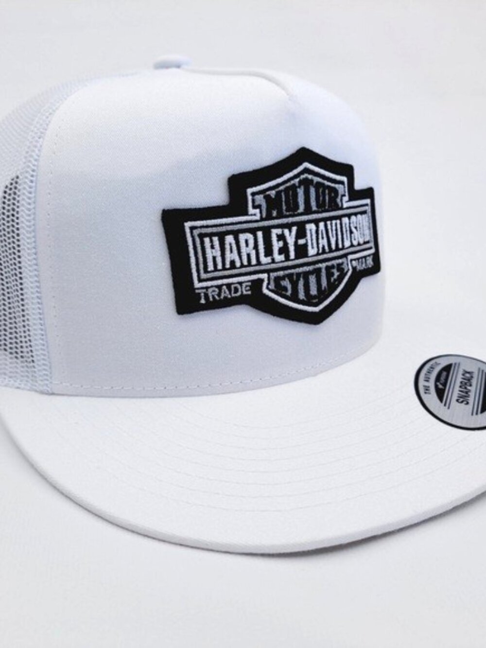 Harley White Flat Bill Snapback Baseball Cap Hat Embroidered Patch - Picture 3 of 4